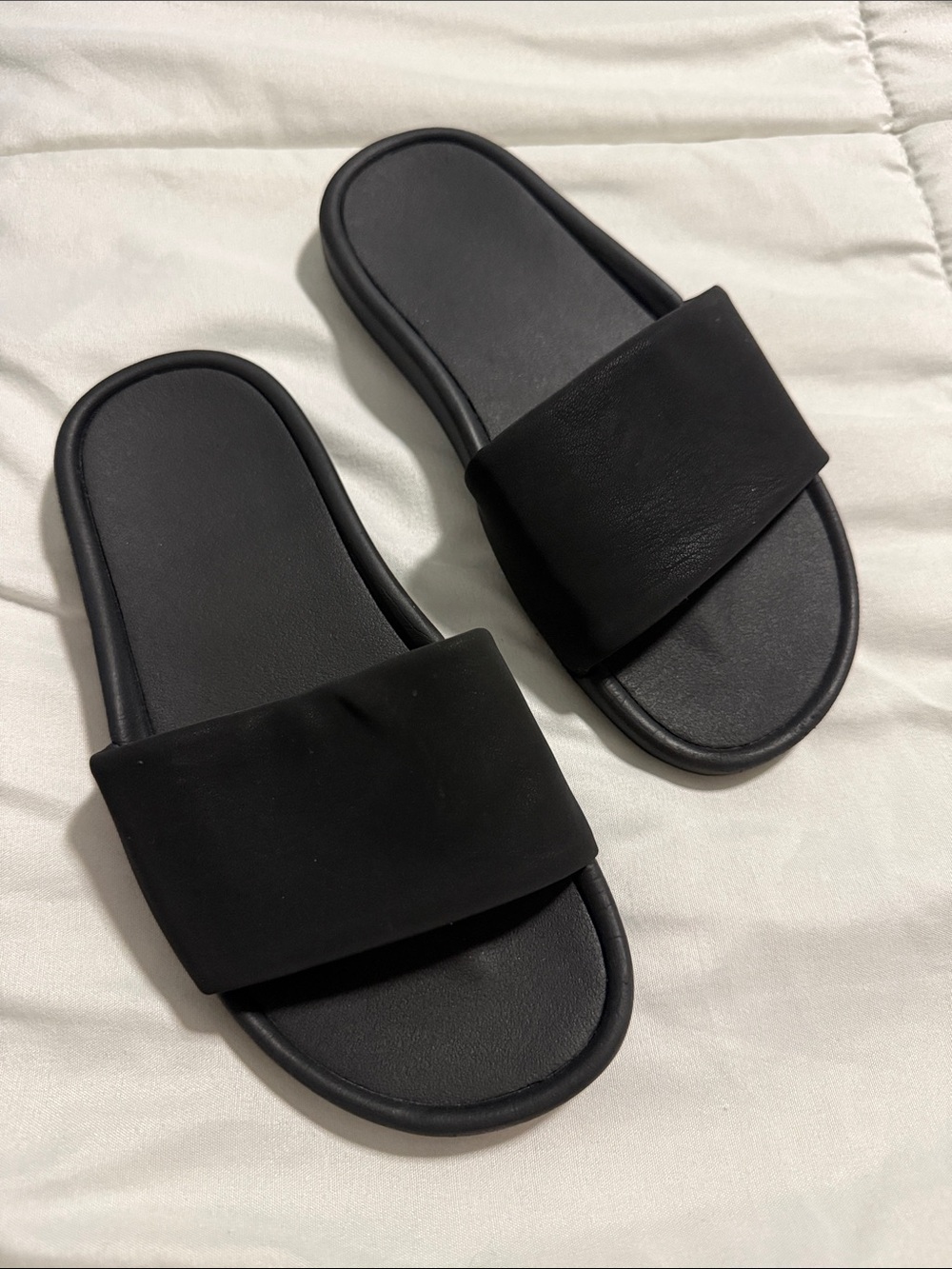 Minimal Black Slide Sandals
